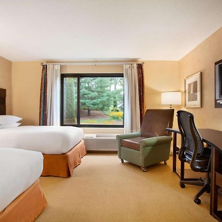 Doubletree By Hilton Hotel Boston - Bedford Glen Номер фото