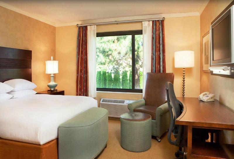 Doubletree By Hilton Hotel Boston - Bedford Glen Екстер'єр фото