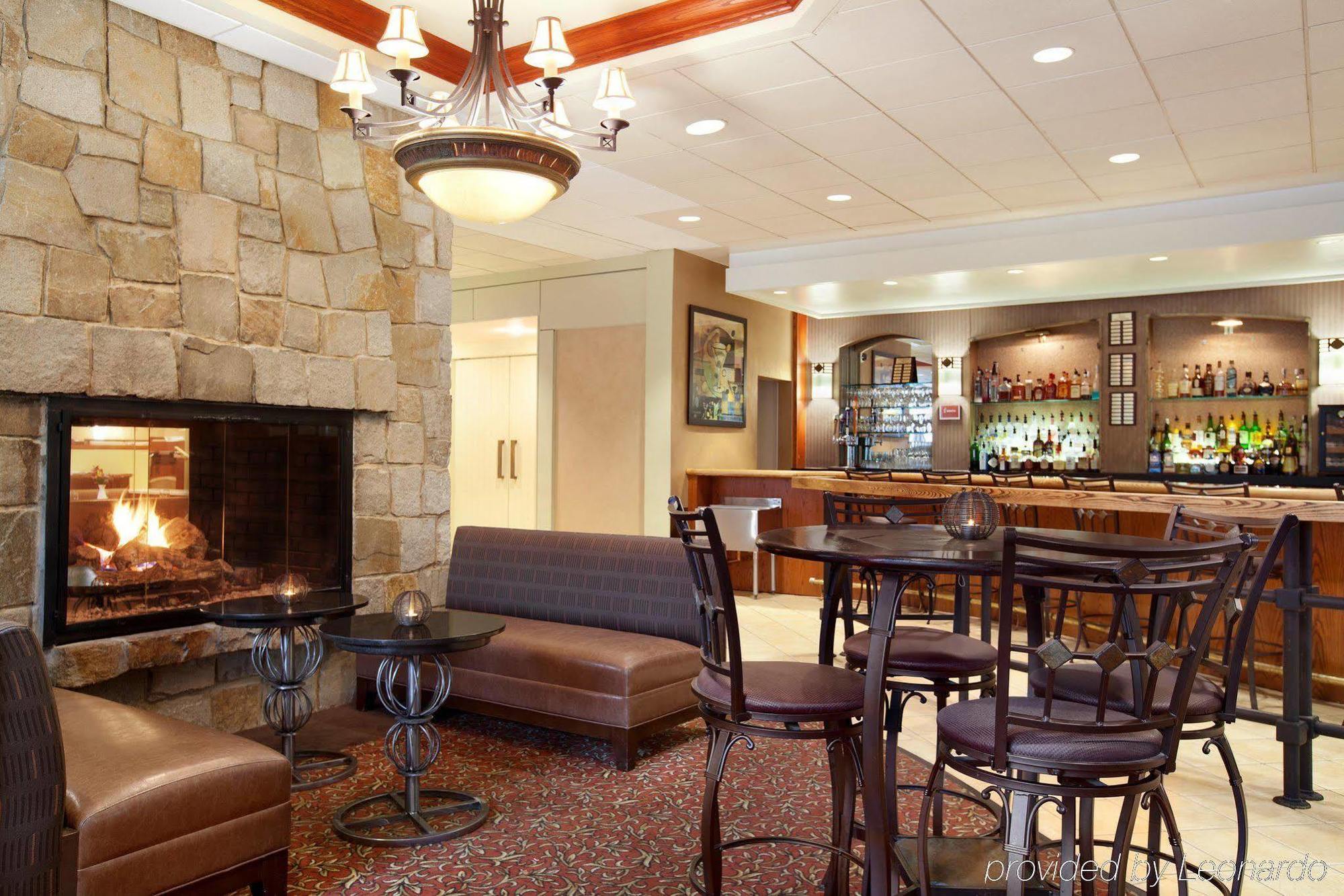 Doubletree By Hilton Hotel Boston - Bedford Glen Екстер'єр фото
