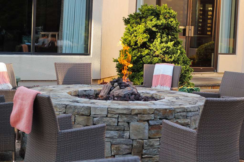 Doubletree By Hilton Hotel Boston - Bedford Glen Екстер'єр фото