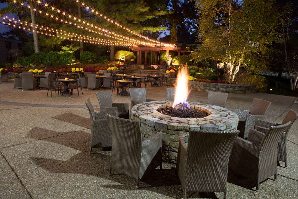 Doubletree By Hilton Hotel Boston - Bedford Glen Екстер'єр фото